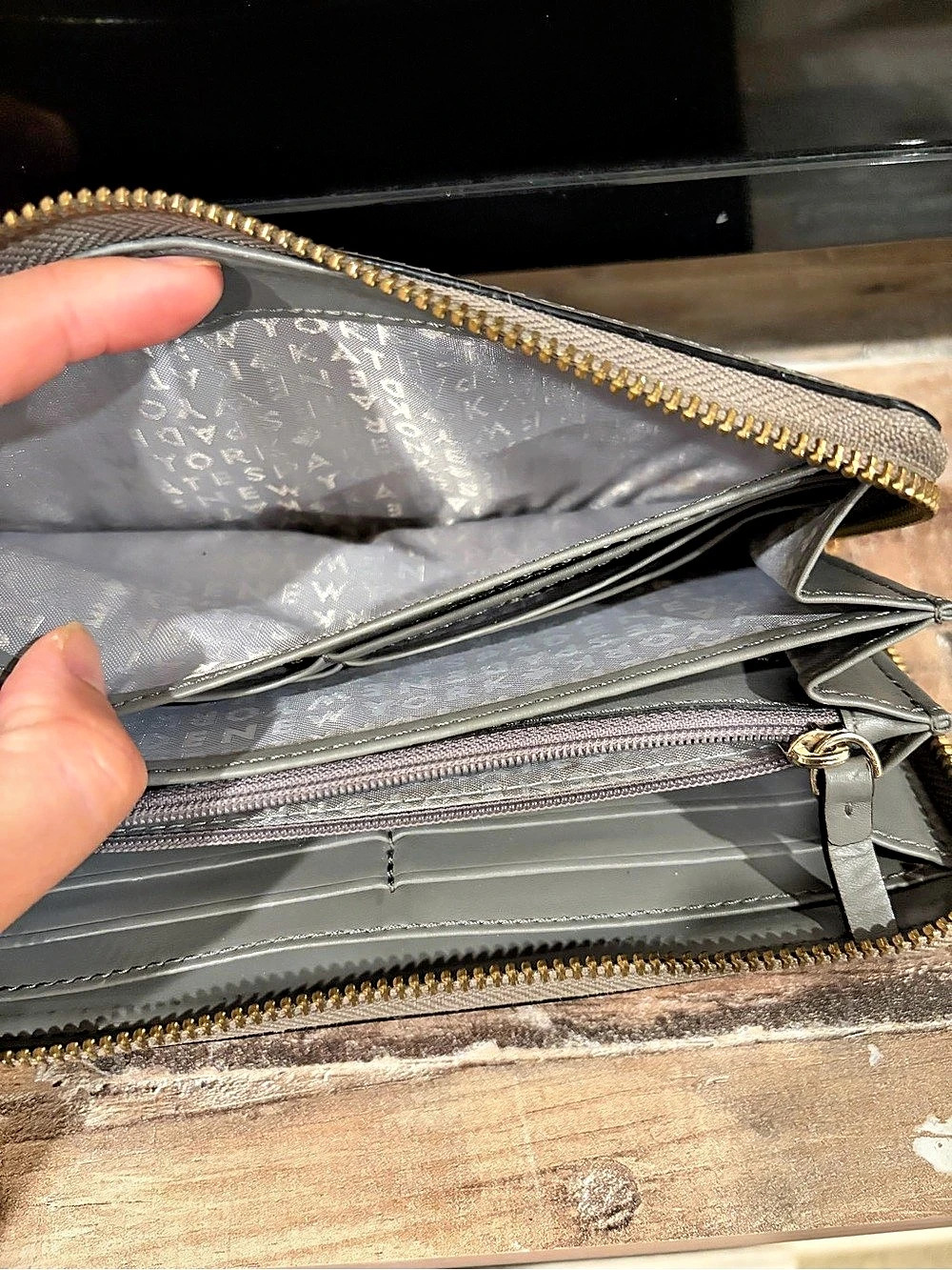 Kate Spade Gray Wallet - Picture 4 of 12